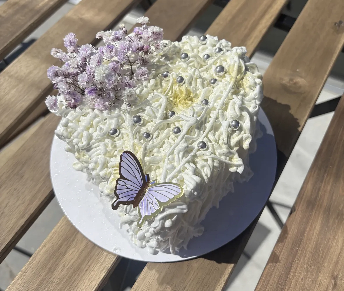 Custom Cakes